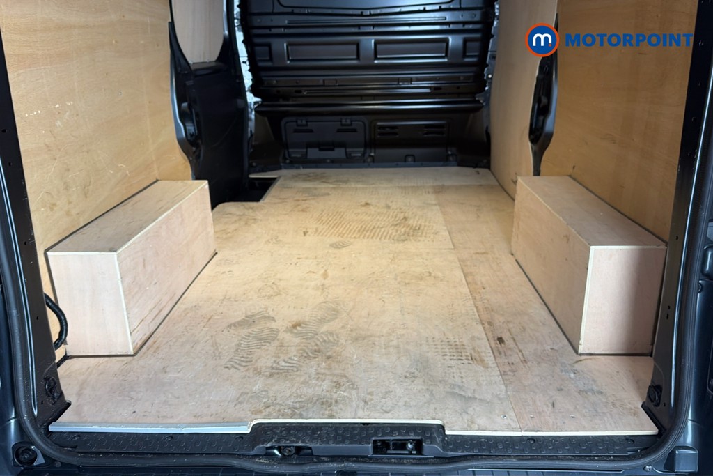 Renault Trafic Extra Sport Automatic Diesel Panel Van - Stock Number (1628418) - 33rd supplementary image