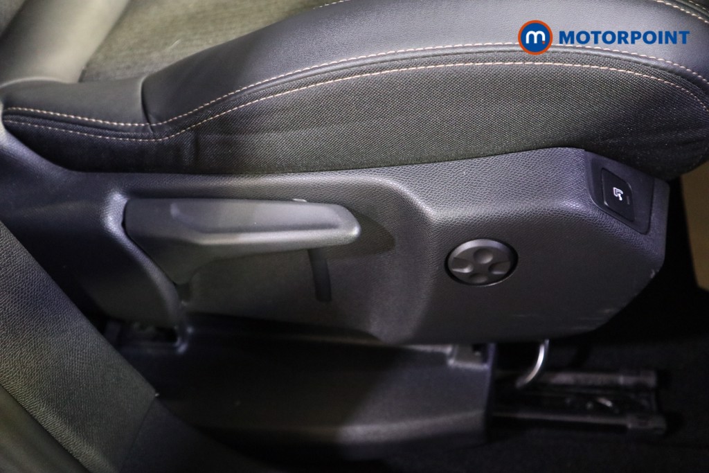 Peugeot 3008 Gt Line Premium Automatic Petrol SUV - Stock Number (1628817) - 15th supplementary image