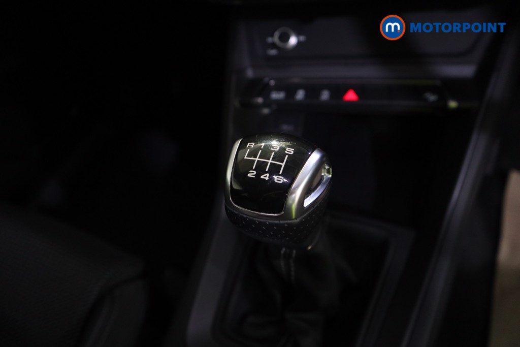 Audi Q3 Black Edition Manual Petrol SUV - Stock Number (1628938) - 11th supplementary image