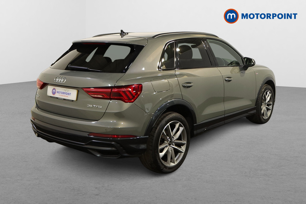 Audi Q3 Black Edition Manual Petrol SUV - Stock Number (1628938) - Drivers side rear corner
