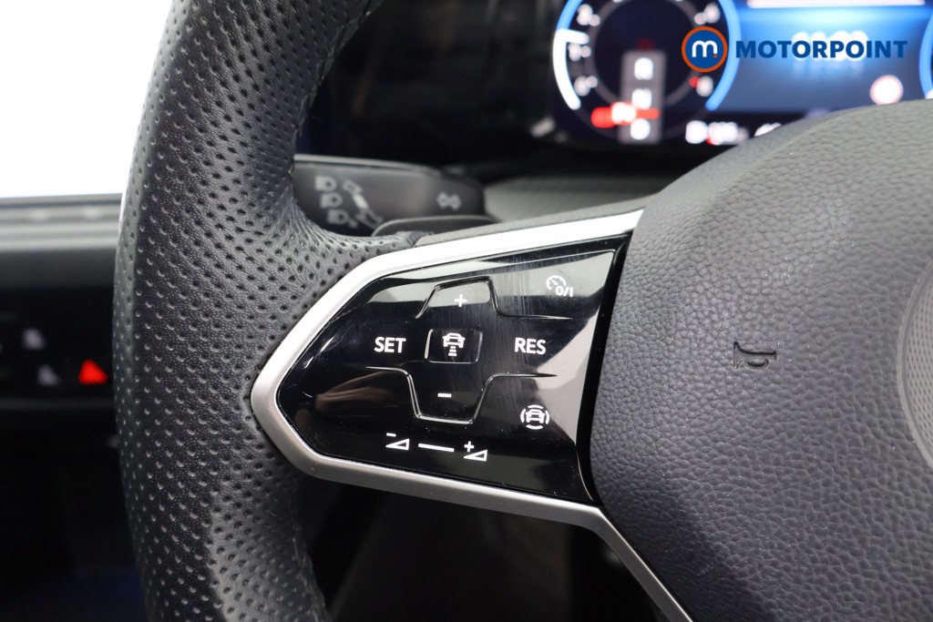 Volkswagen Golf R-Line Automatic Petrol Hatchback - Stock Number (1628978) - 2nd supplementary image