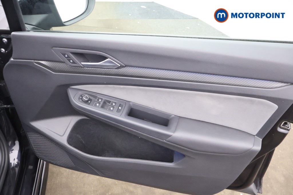 Volkswagen Golf R-Line Automatic Petrol Hatchback - Stock Number (1628978) - 11th supplementary image