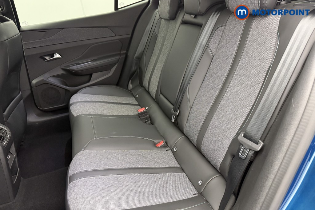 Peugeot 408 Allure Premium Automatic Petrol Hatchback - Stock Number (1629101) - 17th supplementary image