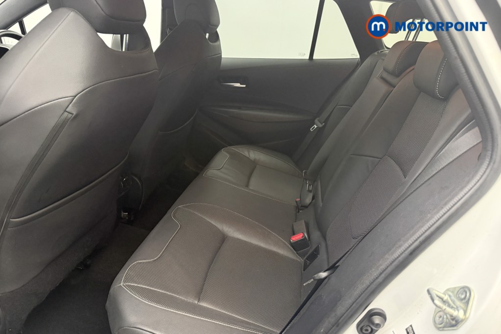 Toyota Corolla Excel Automatic Petrol-Electric Hybrid Estate - Stock Number (1629111) - 5th supplementary image