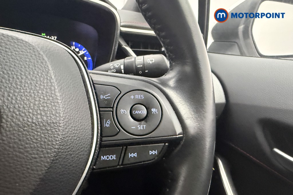 Toyota Corolla Excel Automatic Petrol-Electric Hybrid Estate - Stock Number (1629111) - 9th supplementary image