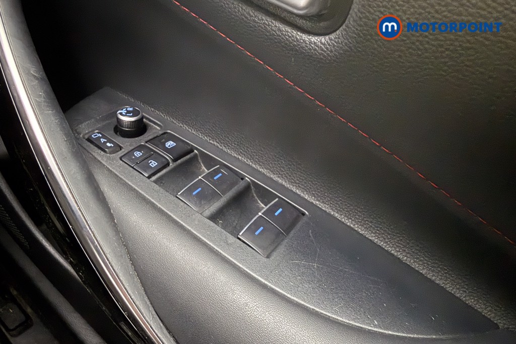 Toyota Corolla Excel Automatic Petrol-Electric Hybrid Estate - Stock Number (1629111) - 18th supplementary image