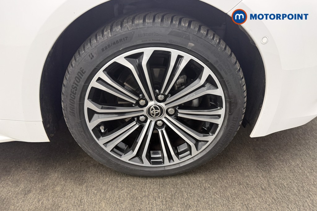 Toyota Corolla Excel Automatic Petrol-Electric Hybrid Estate - Stock Number (1629111) - 24th supplementary image