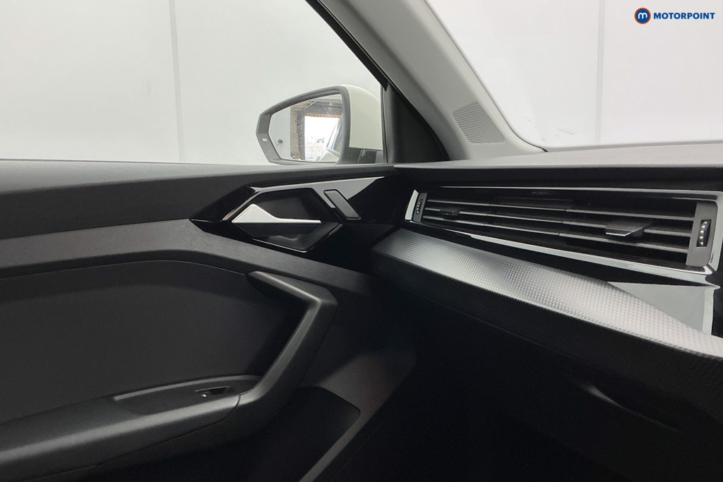 Audi A1 Technik Manual Petrol Hatchback - Stock Number (1629202) - 20th supplementary image