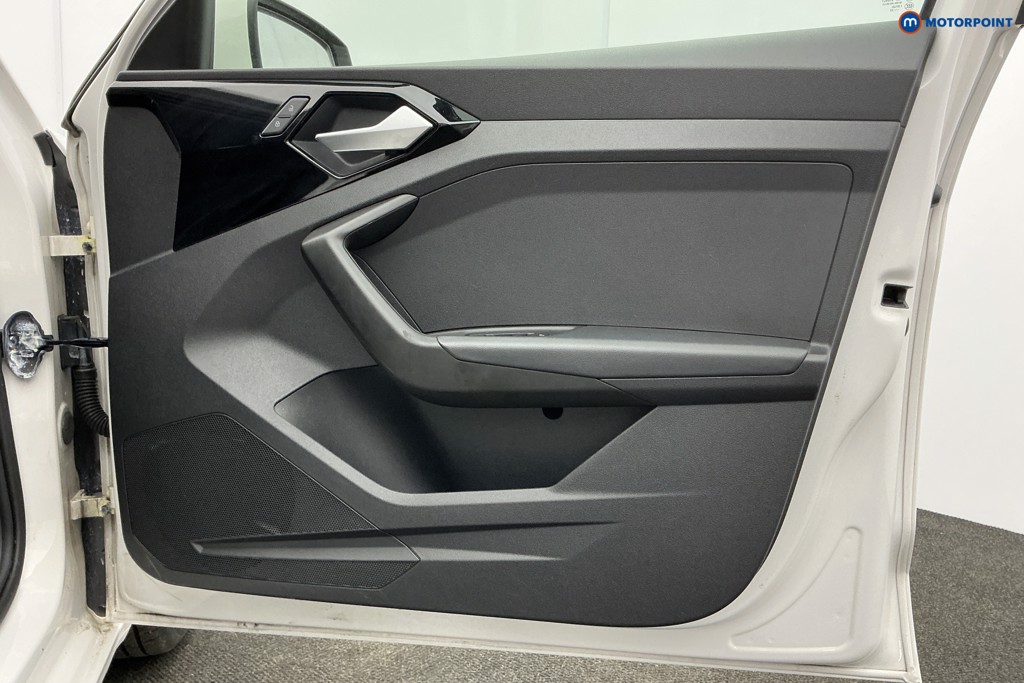 Audi A1 Technik Manual Petrol Hatchback - Stock Number (1629202) - 24th supplementary image