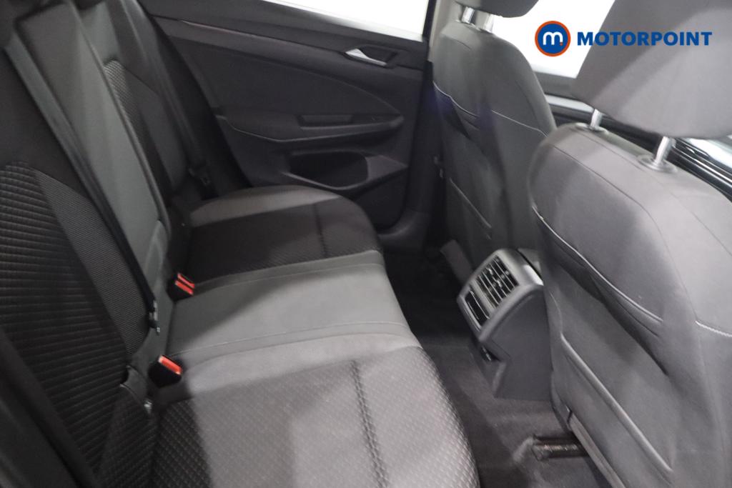 Volkswagen Golf Active Automatic Diesel Hatchback - Stock Number (1629231) - 7th supplementary image