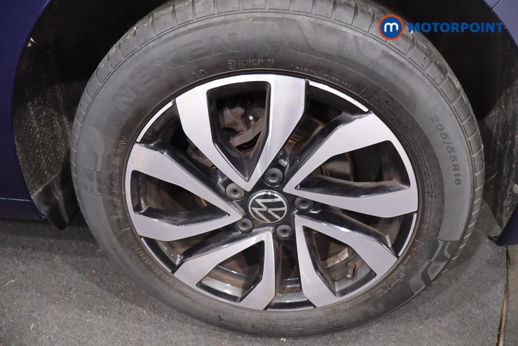 Volkswagen Golf Active Automatic Diesel Hatchback - Stock Number (1629231) - 29th supplementary image