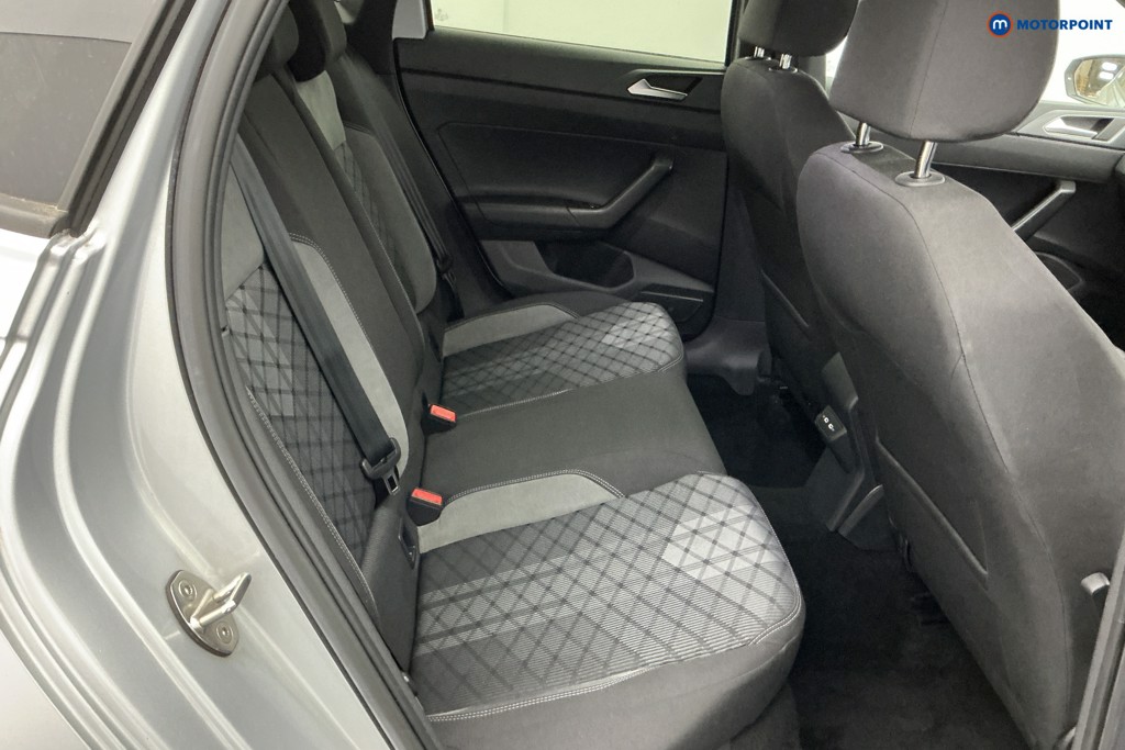 Volkswagen Polo R-Line Automatic Petrol Hatchback - Stock Number (1629763) - 4th supplementary image