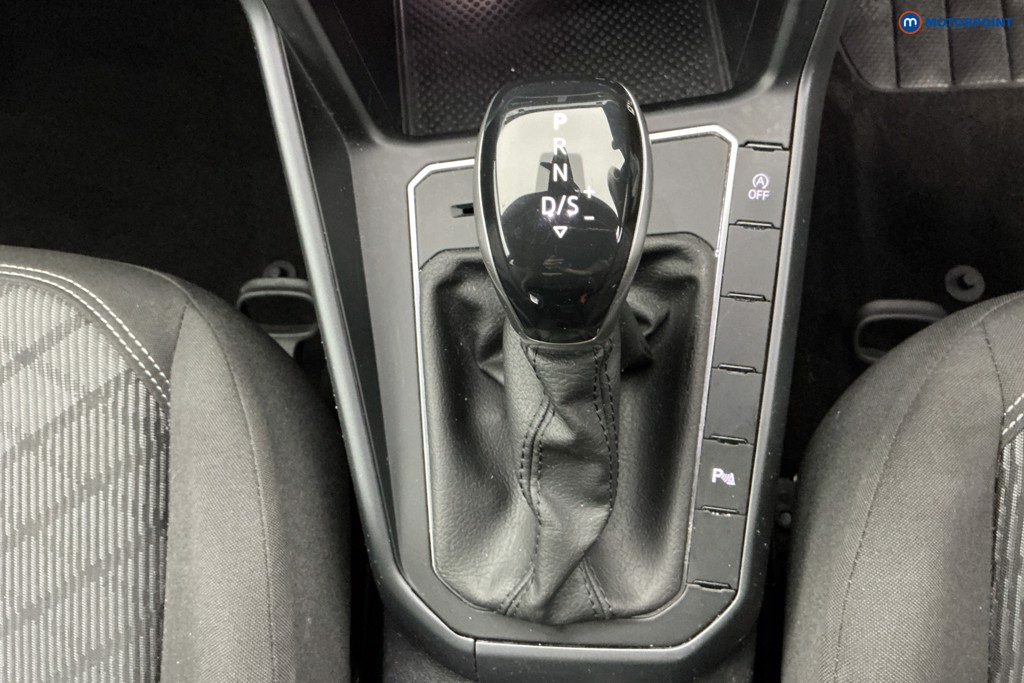 Volkswagen Polo R-Line Automatic Petrol Hatchback - Stock Number (1629763) - 18th supplementary image