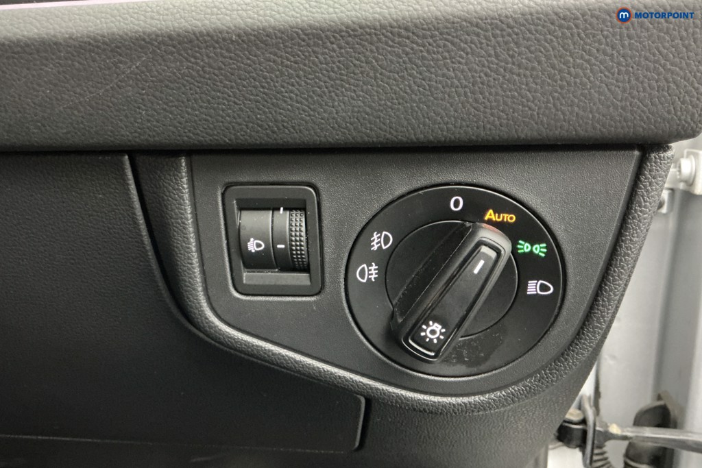 Volkswagen Polo R-Line Automatic Petrol Hatchback - Stock Number (1629763) - 24th supplementary image