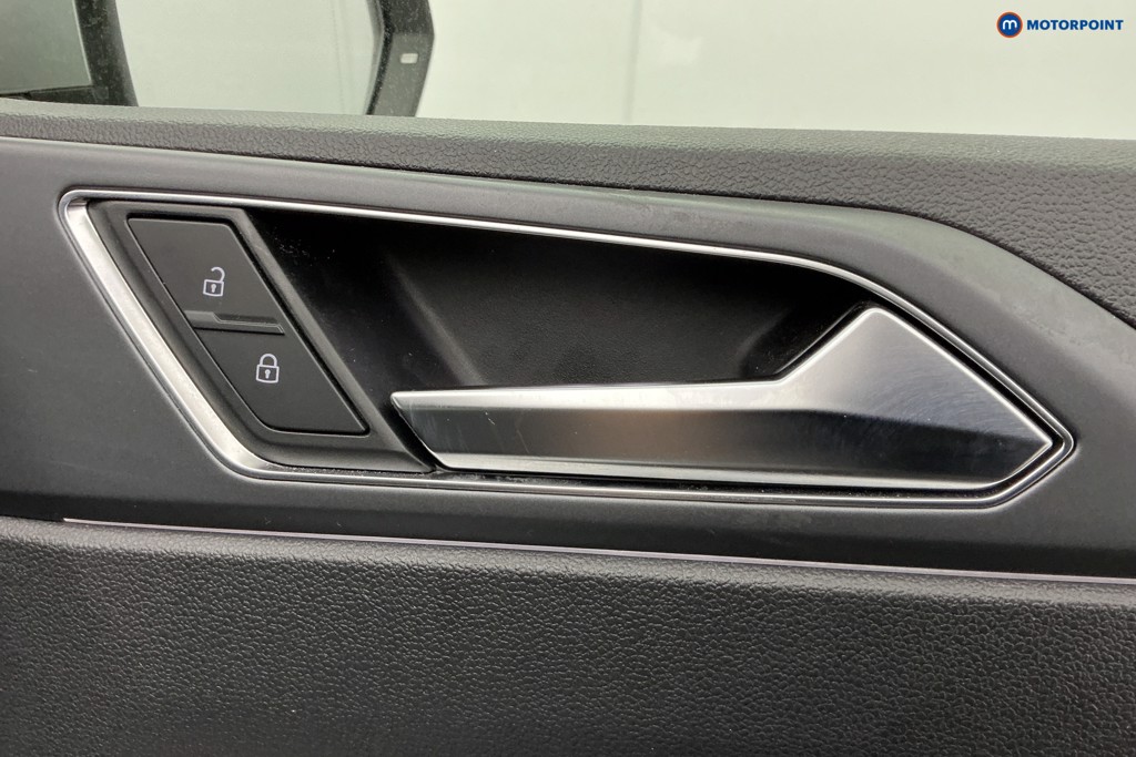 Volkswagen Polo R-Line Automatic Petrol Hatchback - Stock Number (1629763) - 27th supplementary image