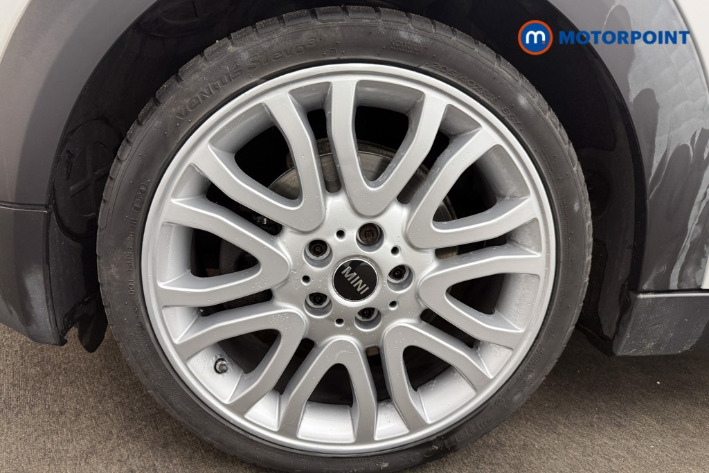 Mini Hatchback Cooper S Manual Petrol Hatchback - Stock Number (1630037) - 1st supplementary image