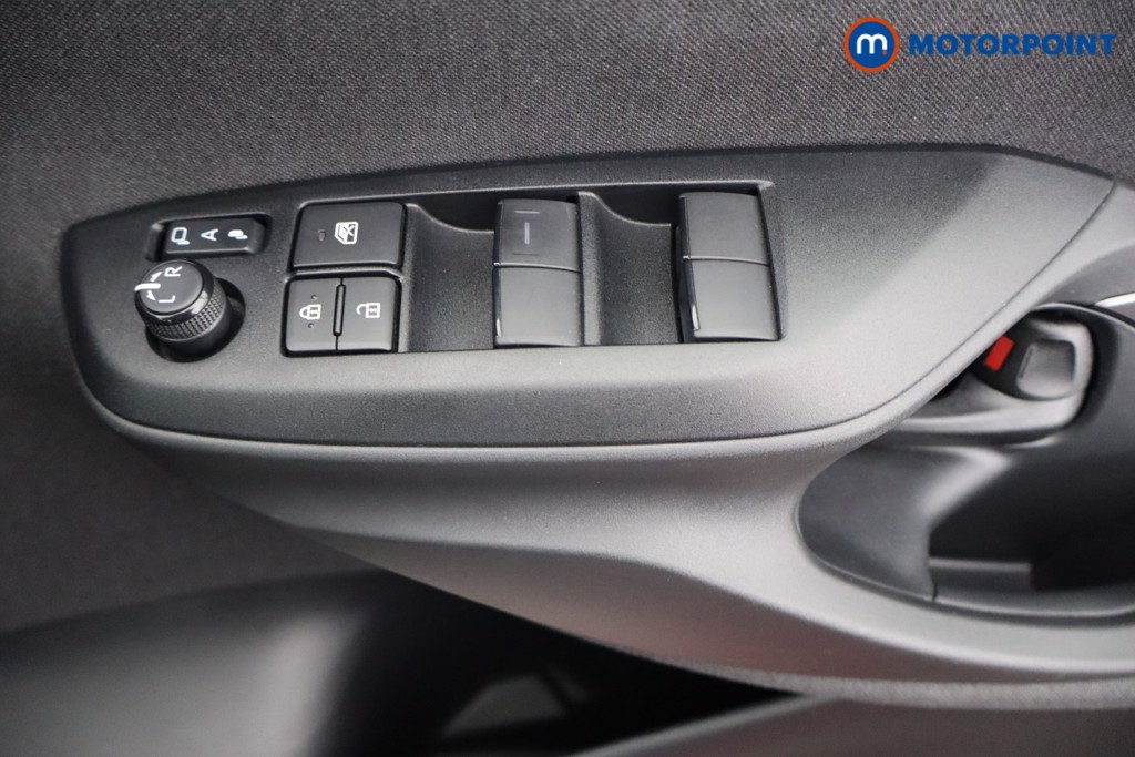 Toyota Yaris Gr Sport Automatic Petrol-Electric Hybrid Hatchback - Stock Number (1630112) - 10th supplementary image