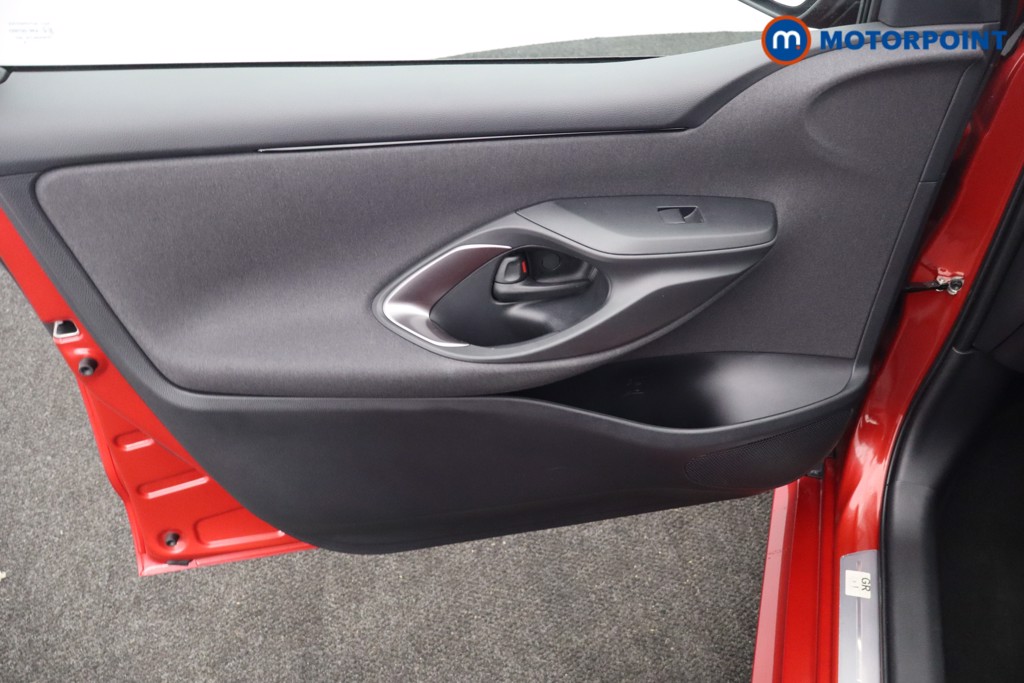 Toyota Yaris Gr Sport Automatic Petrol-Electric Hybrid Hatchback - Stock Number (1630112) - 20th supplementary image