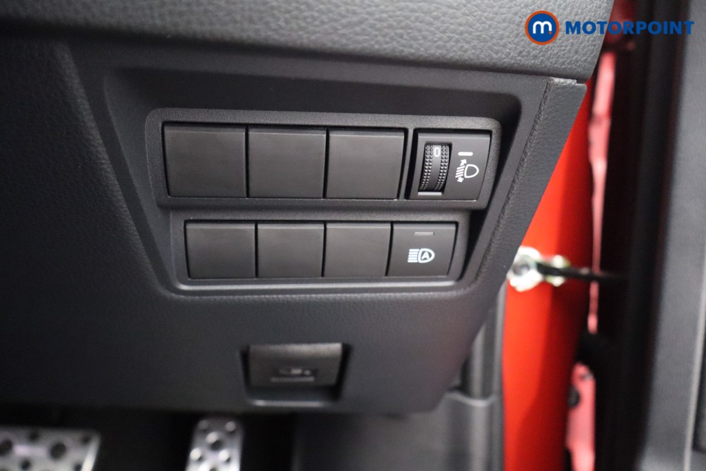 Toyota Yaris Gr Sport Automatic Petrol-Electric Hybrid Hatchback - Stock Number (1630112) - 32nd supplementary image