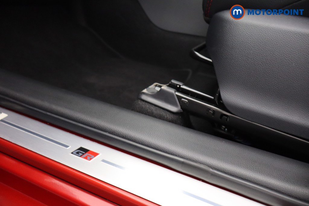 Toyota Yaris Gr Sport Automatic Petrol-Electric Hybrid Hatchback - Stock Number (1630112) - 33rd supplementary image