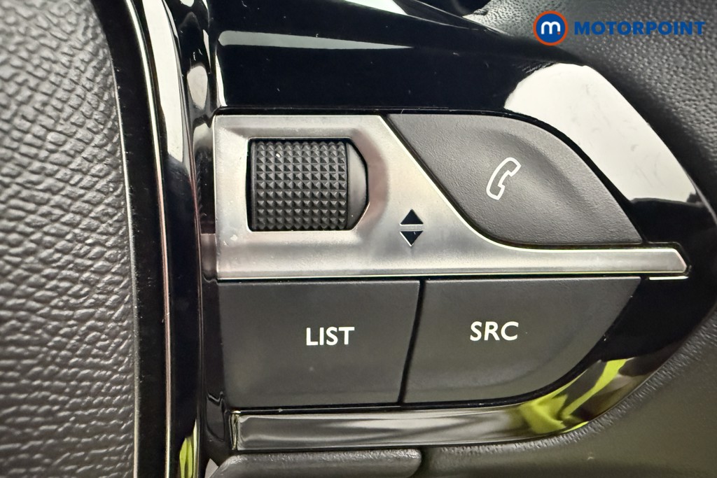 Peugeot 2008 Allure Manual Petrol SUV - Stock Number (1630163) - 4th supplementary image