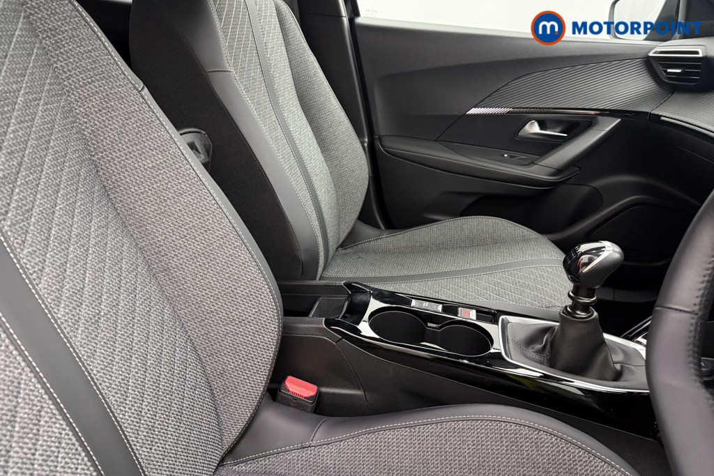Peugeot 2008 Allure Manual Petrol SUV - Stock Number (1630163) - 12th supplementary image