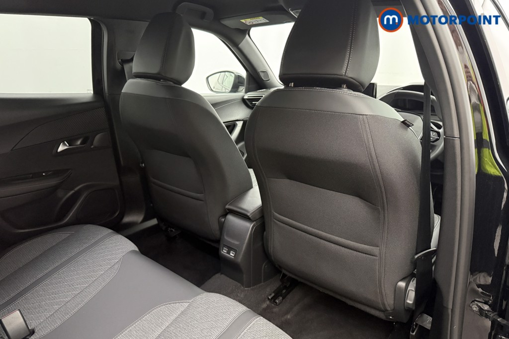 Peugeot 2008 Allure Manual Petrol SUV - Stock Number (1630163) - 18th supplementary image