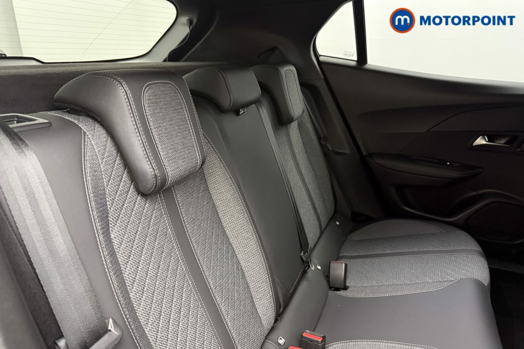 Peugeot 2008 Allure Manual Petrol SUV - Stock Number (1630163) - 19th supplementary image