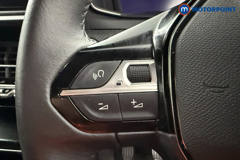 Peugeot 2008 Allure Manual Petrol SUV - Stock Number (1630214) - 3rd supplementary image