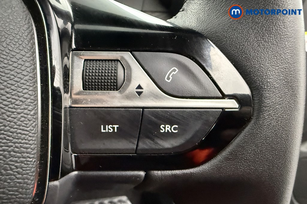 Peugeot 2008 Allure Manual Petrol SUV - Stock Number (1630214) - 4th supplementary image