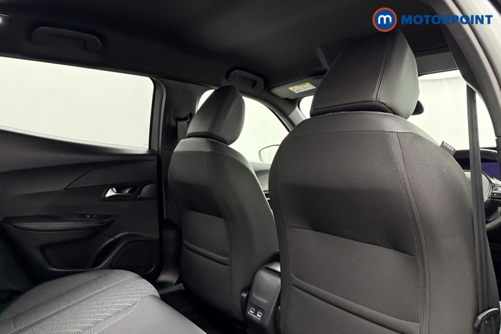 Peugeot 2008 Allure Manual Petrol SUV - Stock Number (1630214) - 17th supplementary image