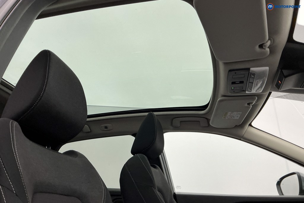 Nissan Qashqai N-Connecta Manual Petrol SUV - Stock Number (1630469) - 15th supplementary image