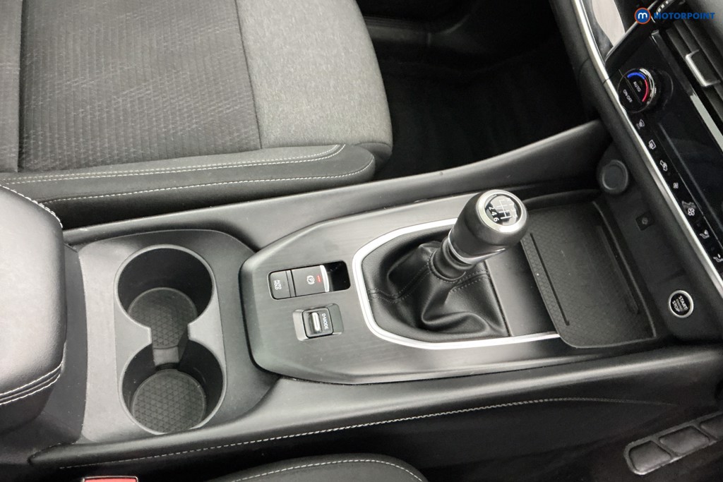 Nissan Qashqai N-Connecta Manual Petrol SUV - Stock Number (1630469) - 21st supplementary image
