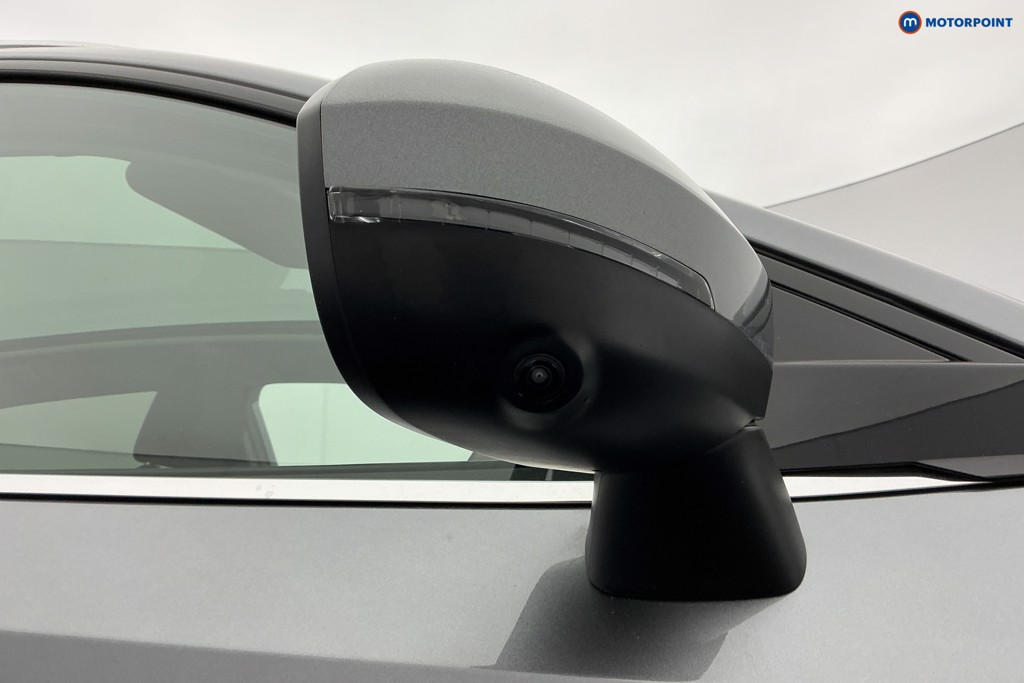 Nissan Qashqai N-Connecta Manual Petrol SUV - Stock Number (1630469) - 33rd supplementary image