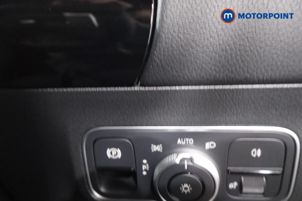 Mercedes-Benz GLA Amg Line Automatic Petrol SUV - Stock Number (1630712) - 14th supplementary image