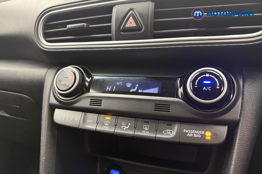 Hyundai Kona Premium Manual Petrol SUV - Stock Number (1631381) - 12th supplementary image