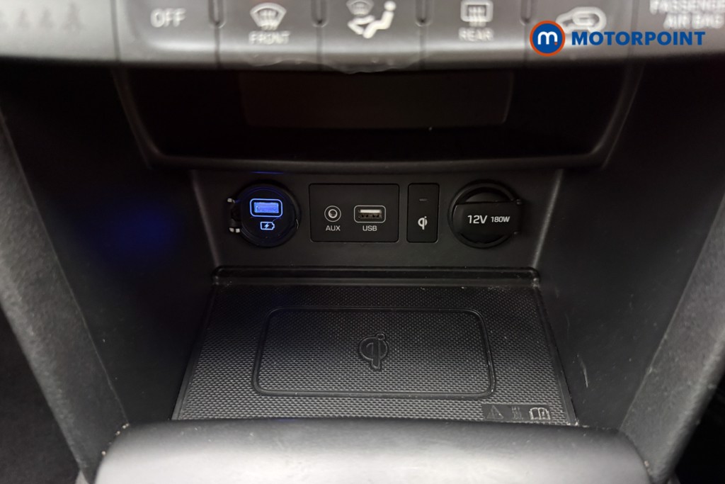 Hyundai Kona Premium Manual Petrol SUV - Stock Number (1631381) - 14th supplementary image