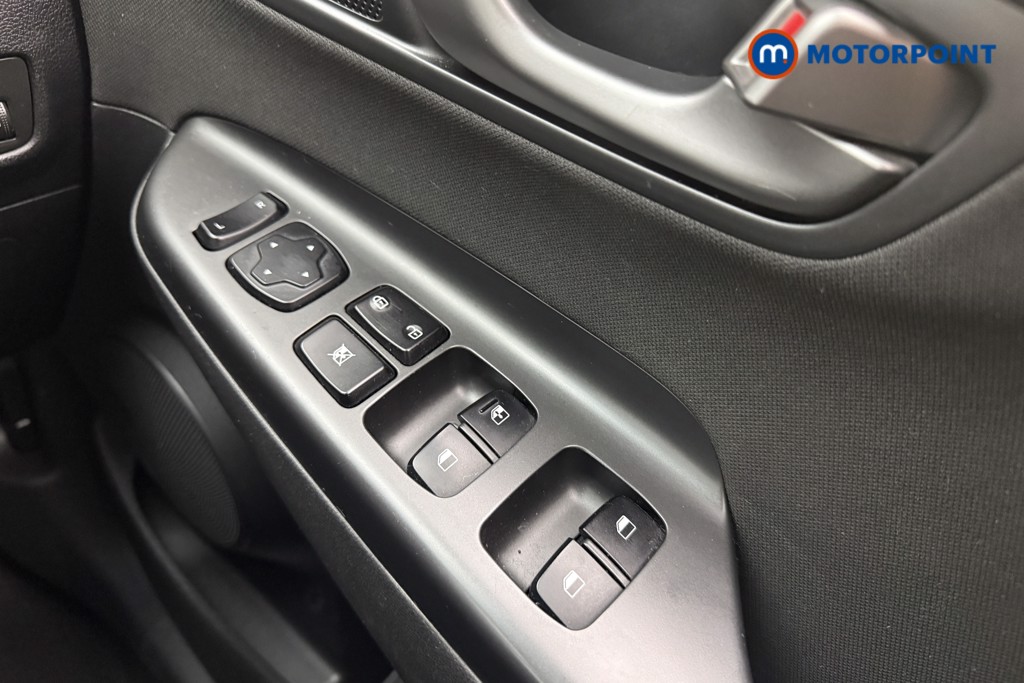 Hyundai Kona Premium Manual Petrol SUV - Stock Number (1631381) - 15th supplementary image