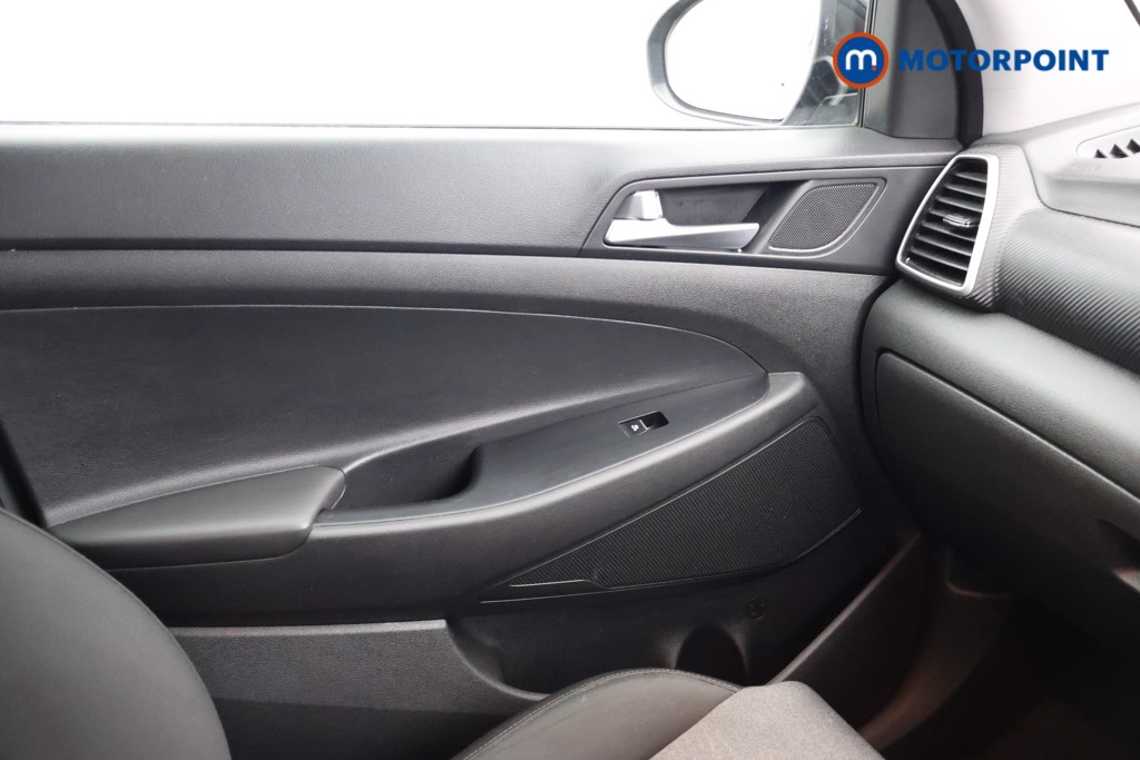 Hyundai Tucson Se Nav Manual Petrol SUV - Stock Number (1631662) - 10th supplementary image