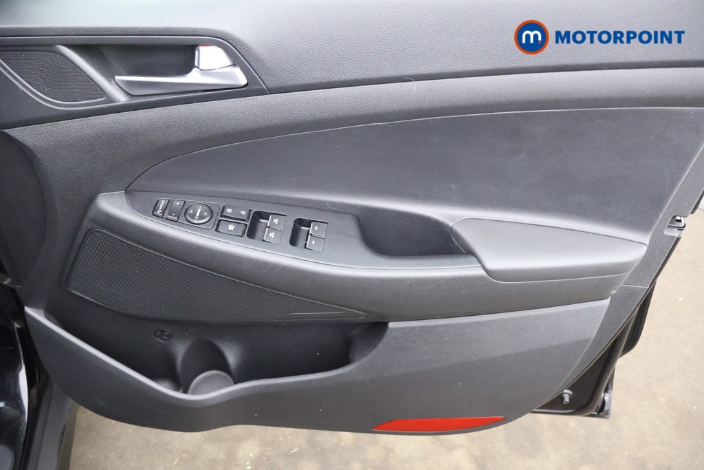 Hyundai Tucson Se Nav Manual Petrol SUV - Stock Number (1631662) - 11th supplementary image
