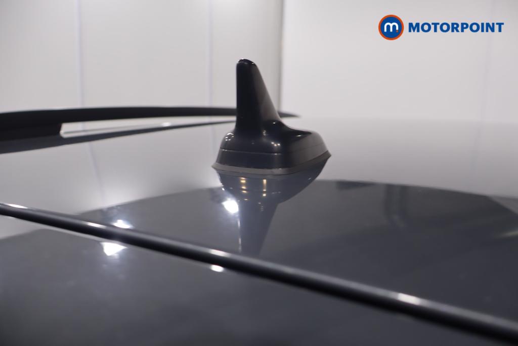 Volkswagen Tiguan Life Automatic Petrol SUV - Stock Number (1632661) - 4th supplementary image