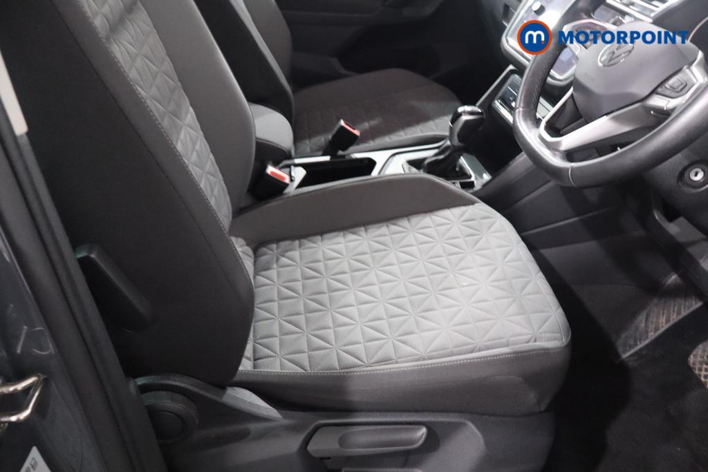 Volkswagen Tiguan Life Automatic Petrol SUV - Stock Number (1632661) - 12th supplementary image