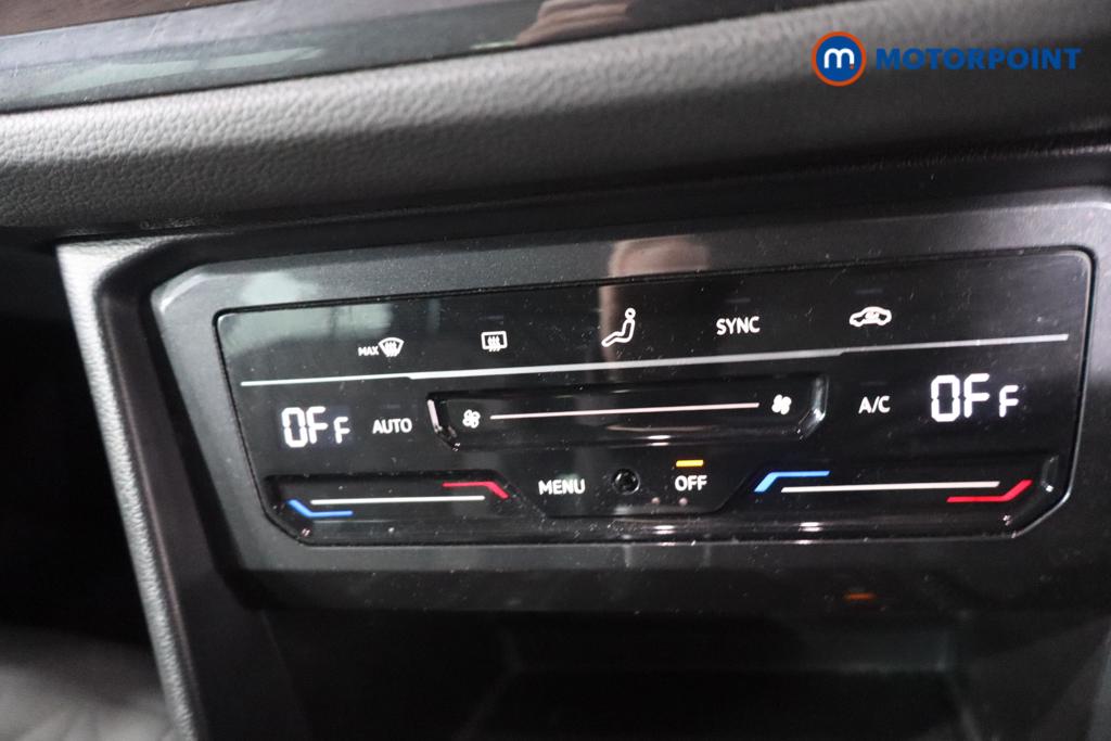 Volkswagen Tiguan Life Automatic Petrol SUV - Stock Number (1632661) - 17th supplementary image