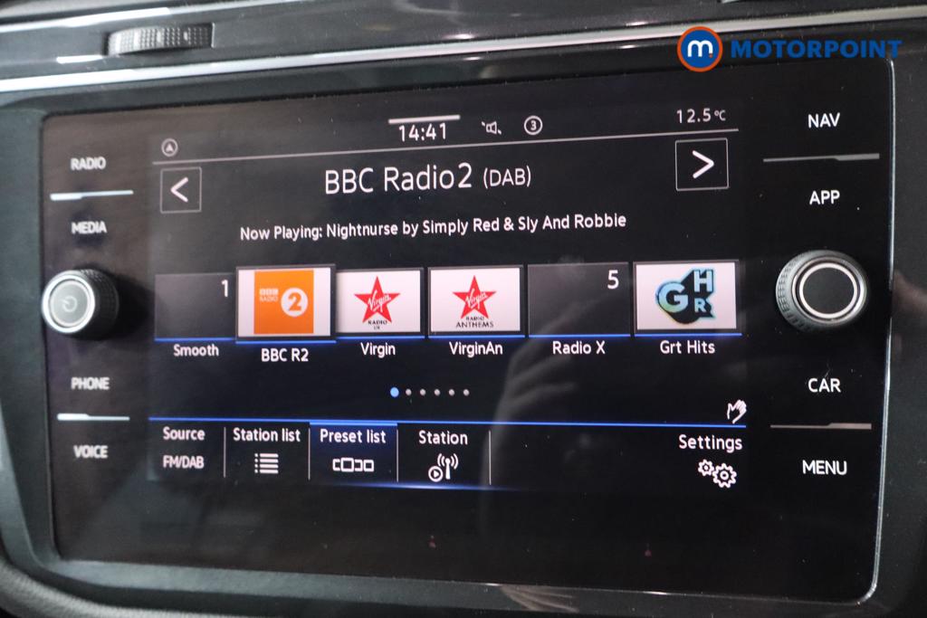 Volkswagen Tiguan Life Automatic Petrol SUV - Stock Number (1632661) - 19th supplementary image