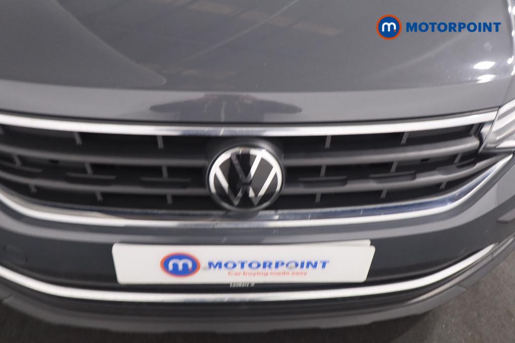 Volkswagen Tiguan Life Automatic Petrol SUV - Stock Number (1632661) - 28th supplementary image