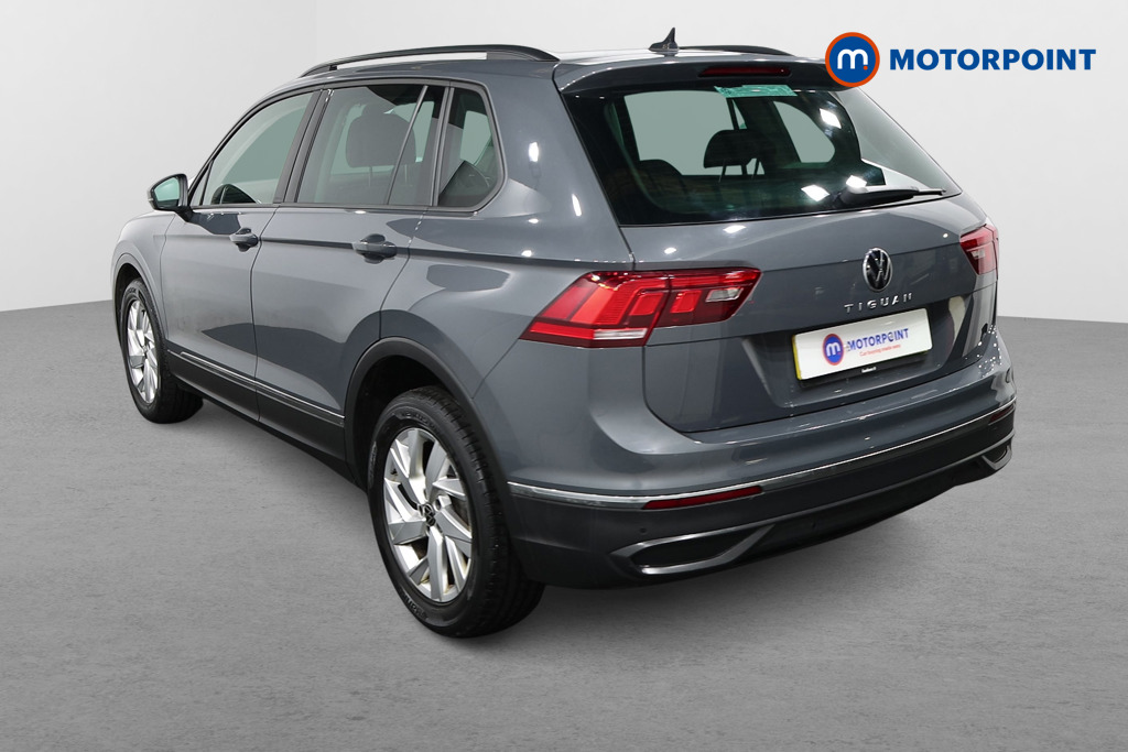 Volkswagen Tiguan Life Automatic Petrol SUV - Stock Number (1632661) - Passenger side rear corner