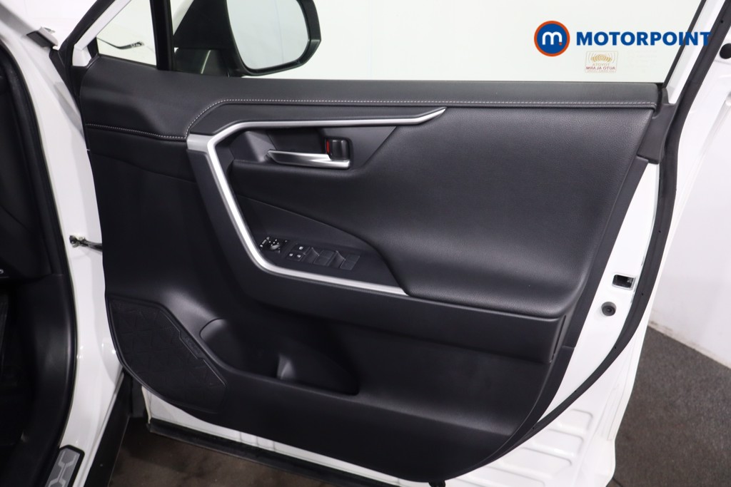 Toyota Rav4 Design Automatic Petrol-Electric Hybrid SUV - Stock Number (1632739) - 24th supplementary image