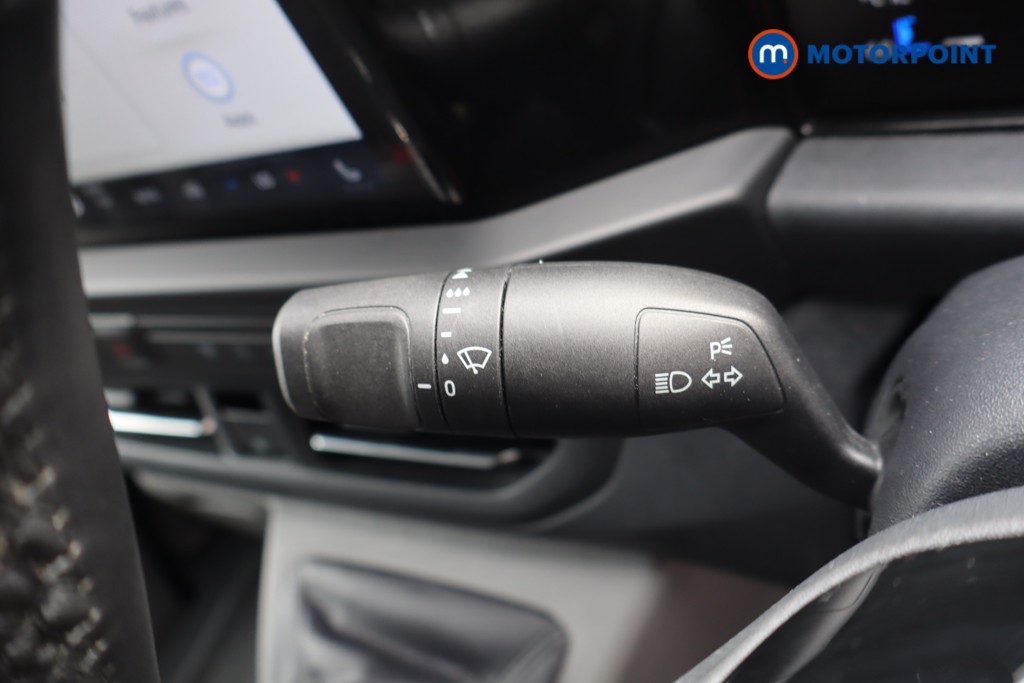 Ford Transit Custom Limited Manual Diesel Panel Van - Stock Number (1632801) - 14th supplementary image