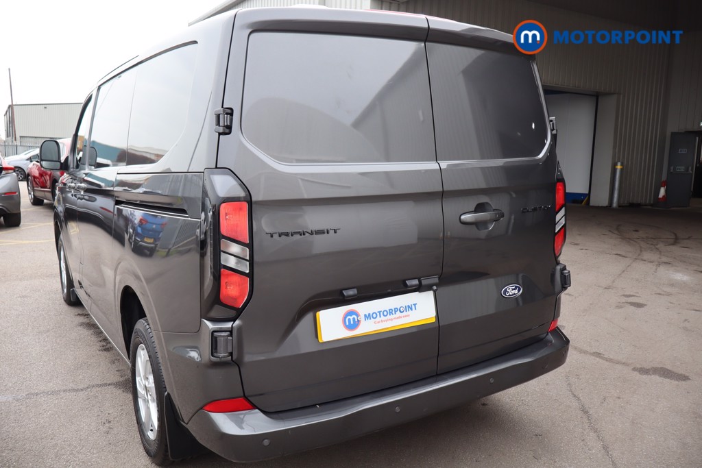 Ford Transit Custom Limited Manual Diesel Panel Van - Stock Number (1632801) - 33rd supplementary image