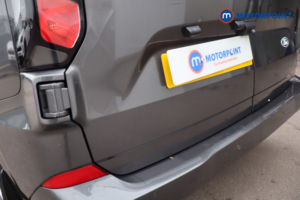 Ford Transit Custom Limited Manual Diesel Panel Van - Stock Number (1632801) - 35th supplementary image